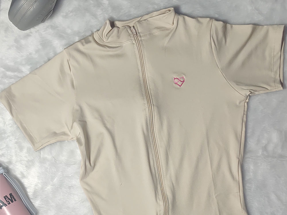Campera deportiva con cierre Niño